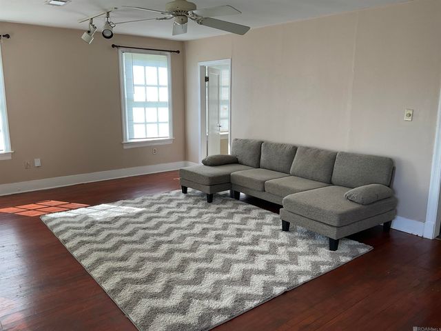 4760 Perkins Rd, Baton Rouge, LA 70808