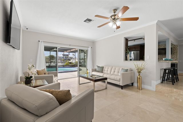 404 4TH AVENUE N, Tierra Verde, FL 33715