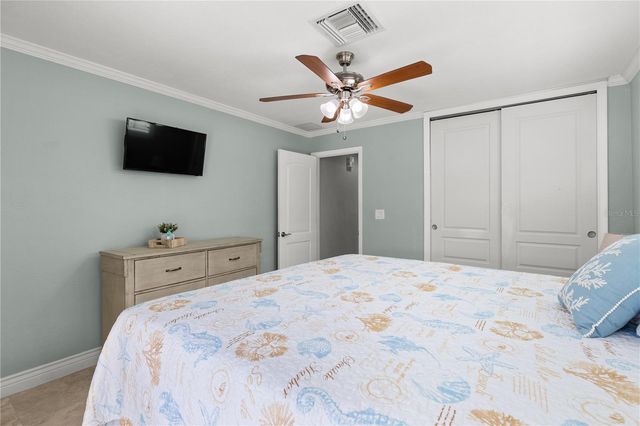 404 4TH AVENUE N, Tierra Verde, FL 33715