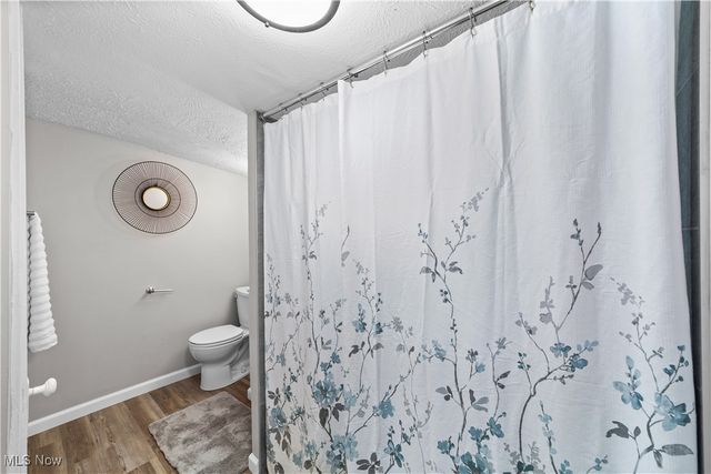 7686 Pinehurst Drive, Mentor On The Lake, OH 44060