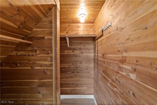 7686 Pinehurst Drive, Mentor On The Lake, OH 44060