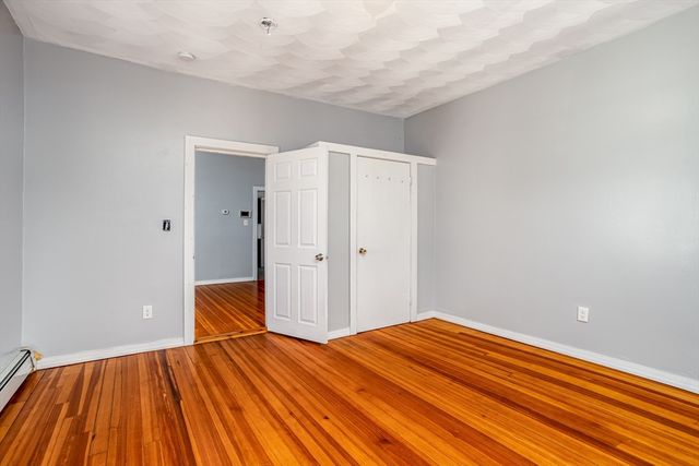 155 Salem St 5, Lowell, MA 01854