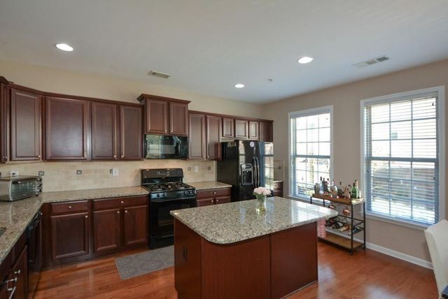6135 Indian Wood Circle SE, Mableton, GA 30126