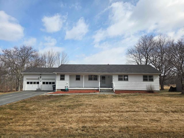 11 Bryant Lane, Enfield, NH 03748