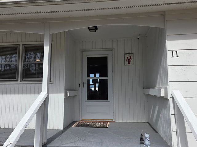 11 Bryant Lane, Enfield, NH 03748