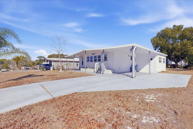 8012 MONTROSE AVENUE, Brooksville, FL 34613