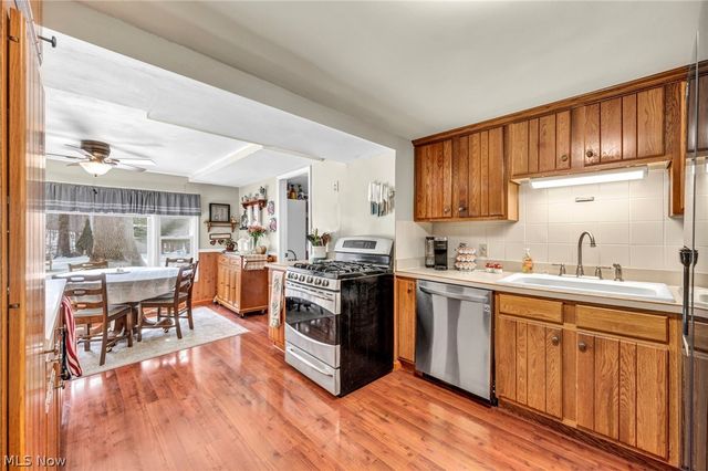 11259 Robson Road, Grafton, OH 44044