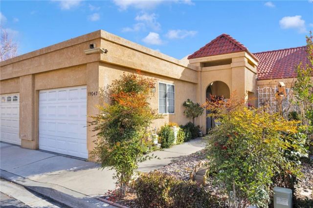 19047 Primrose Lane, Apple Valley, CA 92308
