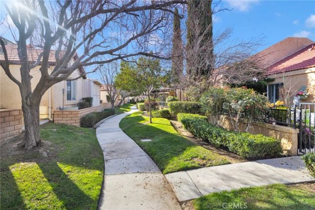 19047 Primrose Lane, Apple Valley, CA 92308