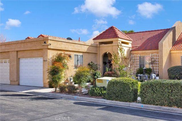 19047 Primrose Lane, Apple Valley, CA 92308