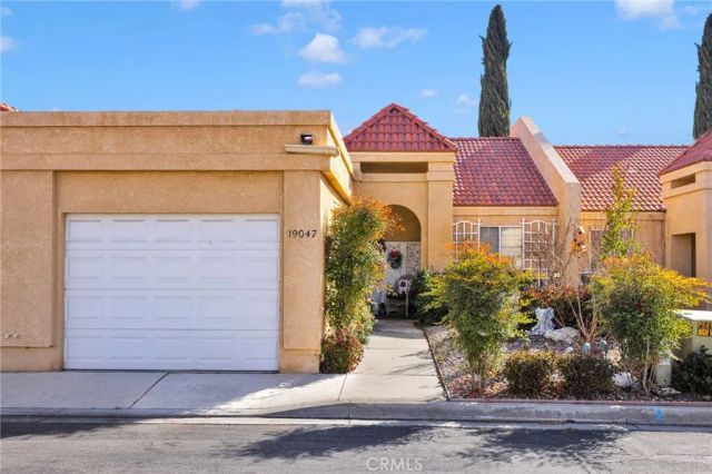 19047 Primrose Lane, Apple Valley, CA 92308