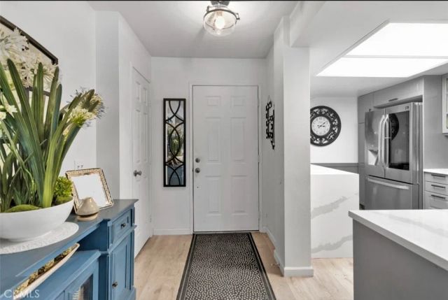 19047 Primrose Lane, Apple Valley, CA 92308