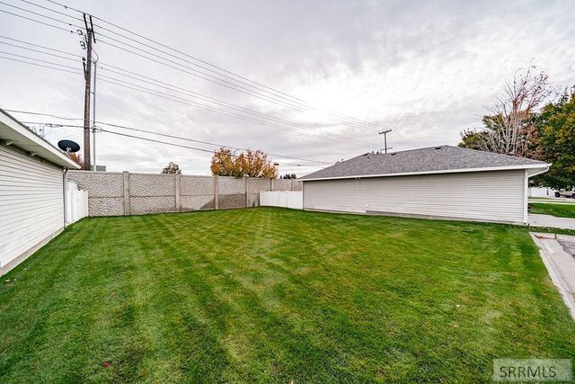 3244 Chaparral Drive, Idaho Falls, ID 83404