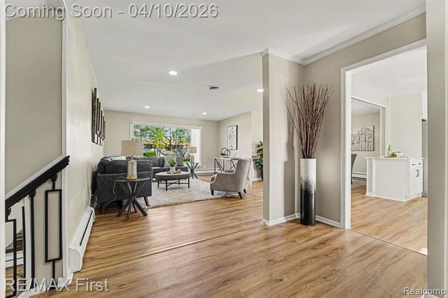 36626 Chatham Court, Clinton Township, MI 48035