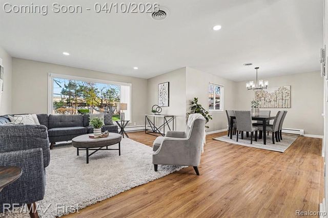 36626 Chatham Court, Clinton Township, MI 48035