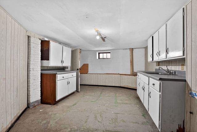 30 Sherman Ave, Nahant, MA 01908