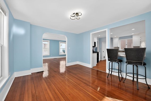 30 Sherman Ave, Nahant, MA 01908