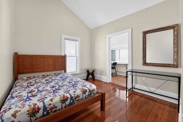 30 Sherman Ave, Nahant, MA 01908