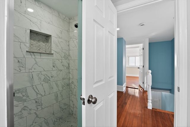 30 Sherman Ave, Nahant, MA 01908