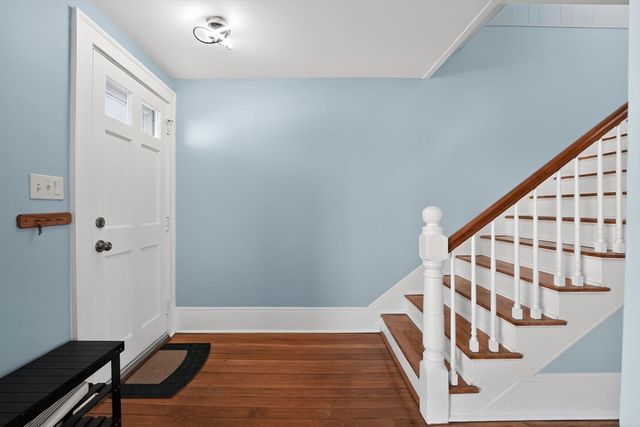 30 Sherman Ave, Nahant, MA 01908