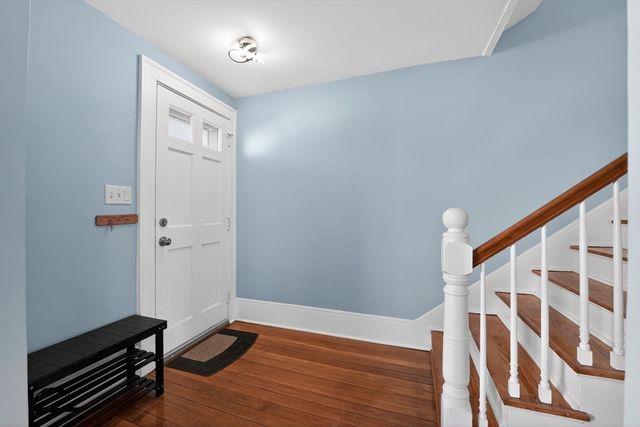 30 Sherman Ave, Nahant, MA 01908