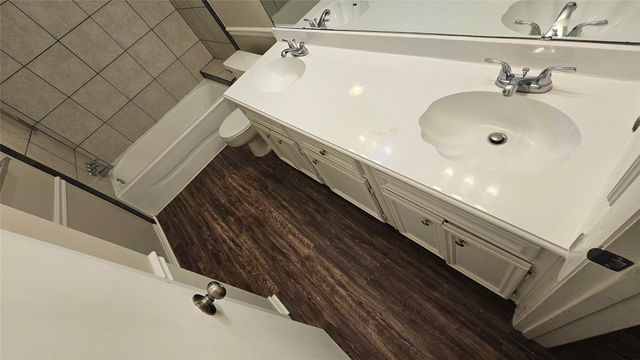 6627 Fallengate Drive, Spring, TX 77373