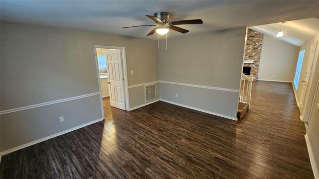 6627 Fallengate Drive, Spring, TX 77373
