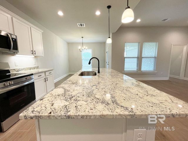 21741 Pine Knot Way, Foley, AL 36535