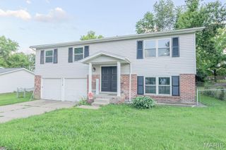 2314 White Ash Court, Florissant, MO 63031