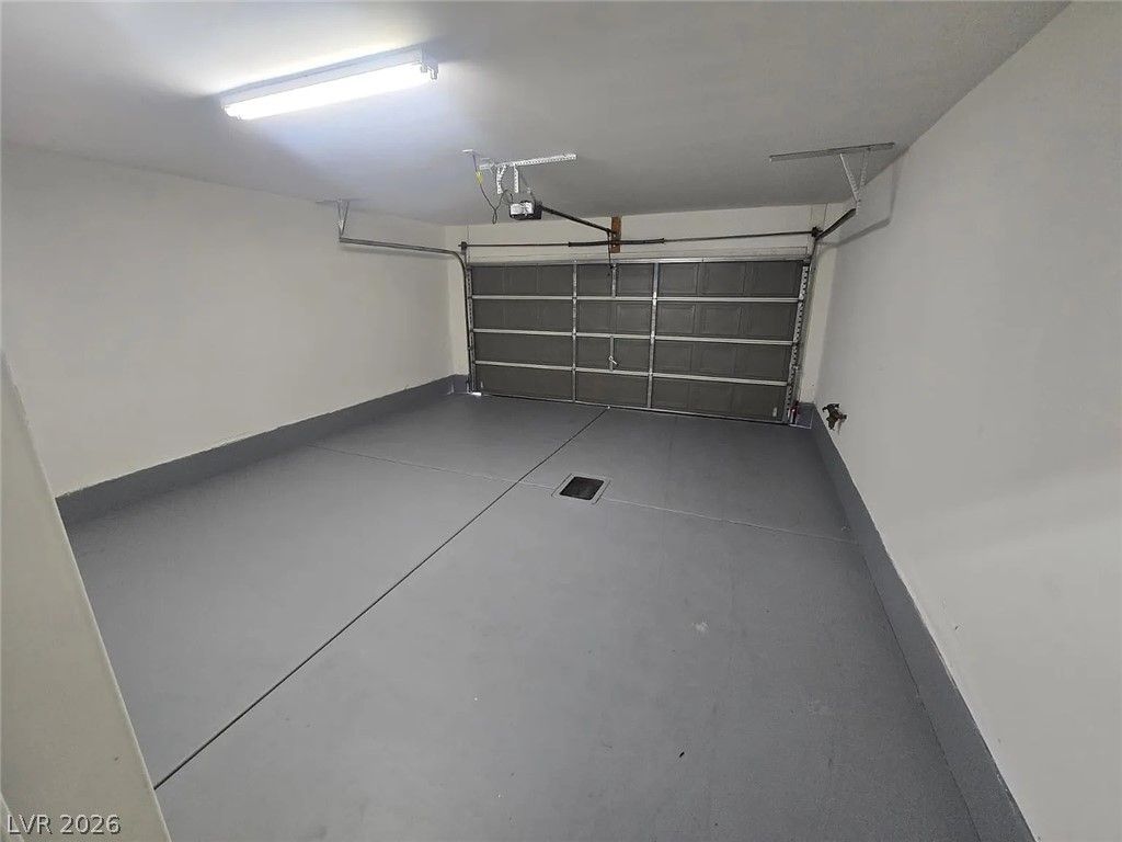 6158 Calm Breeze Avenue 103, Las Vegas, NV 89108 — photo 5