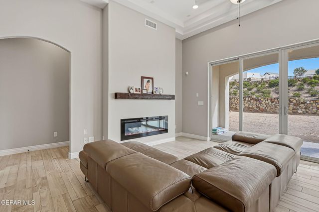 7324 BOBCAT HOLLOW Drive, El Paso, TX 79911