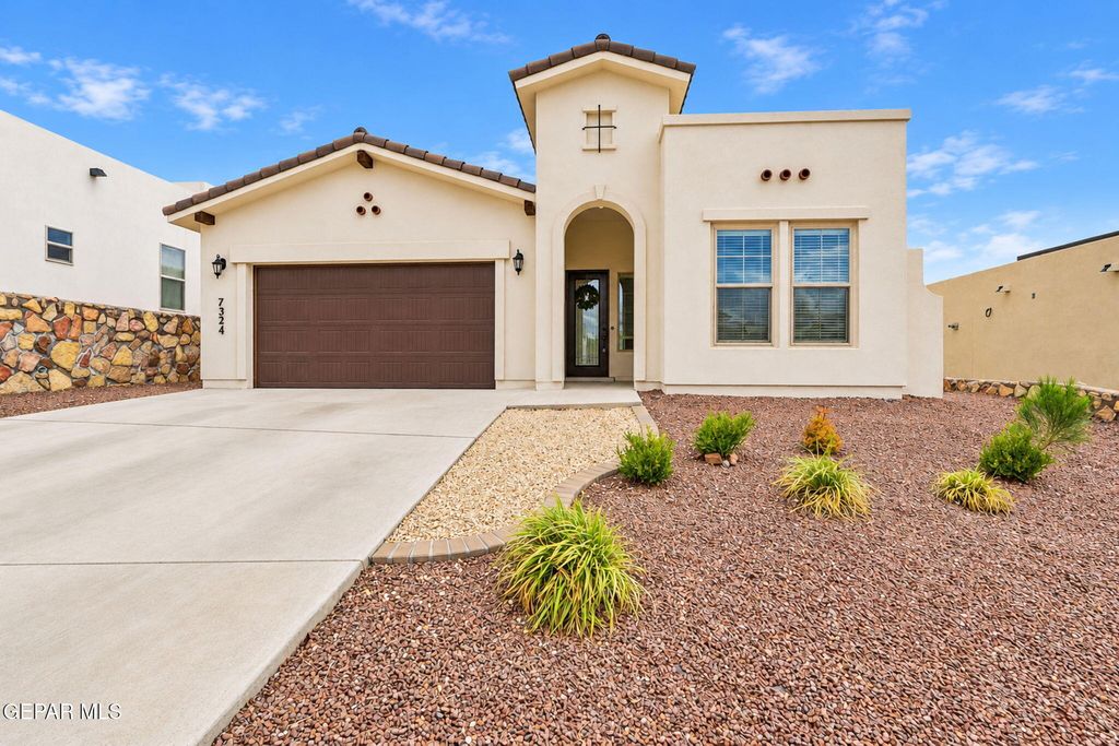 7324 BOBCAT HOLLOW Drive, El Paso, TX 79911