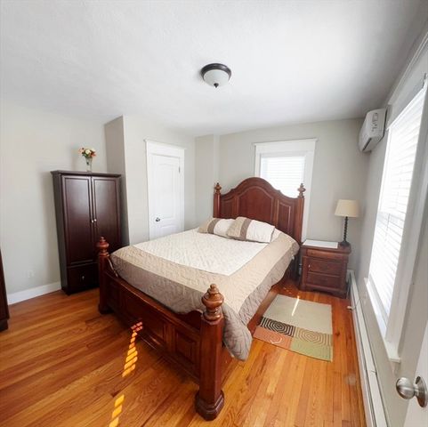 57 Reed St, Agawam, MA 01001