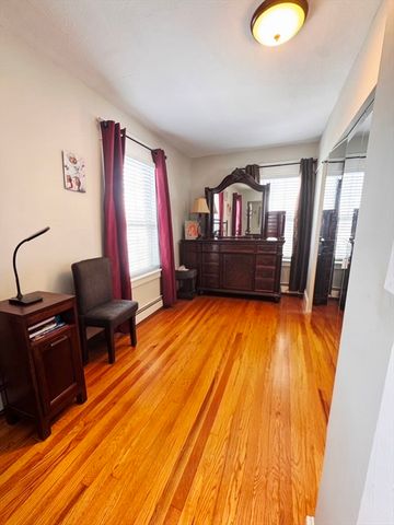 57 Reed St, Agawam, MA 01001