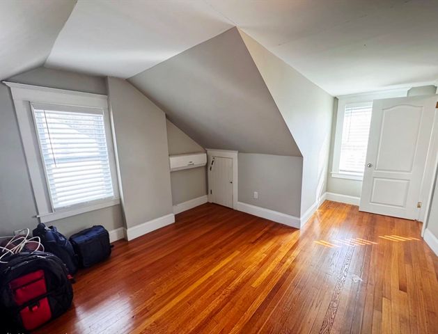 57 Reed St, Agawam, MA 01001