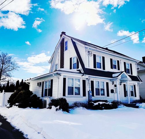 57 Reed St, Agawam, MA 01001