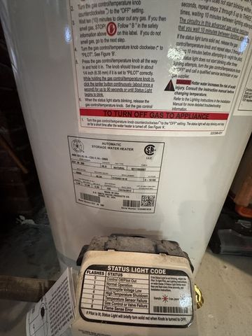 57 Reed St, Agawam, MA 01001