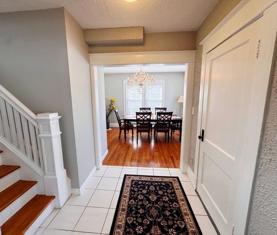 57 Reed St, Agawam, MA 01001