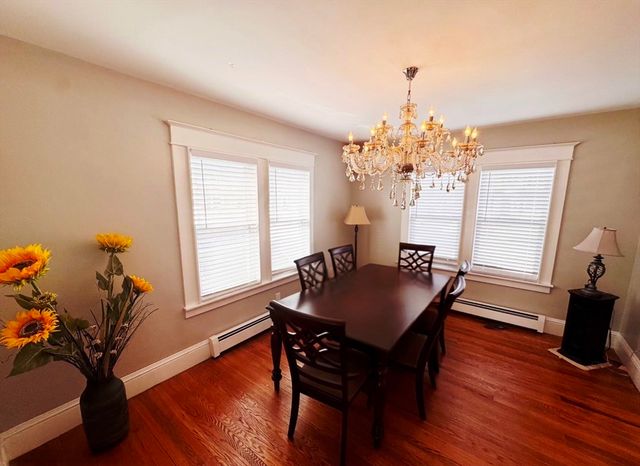 57 Reed St, Agawam, MA 01001