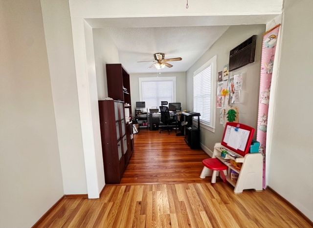 57 Reed St, Agawam, MA 01001