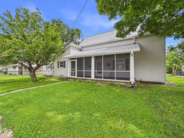 558 Central Avenue, Middletown, IN 47356
