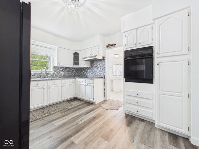 558 Central Avenue, Middletown, IN 47356