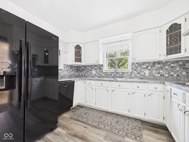 558 Central Avenue, Middletown, IN 47356
