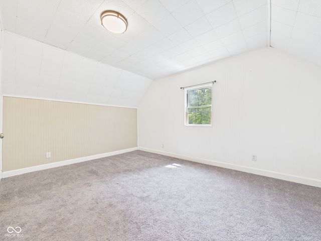 558 Central Avenue, Middletown, IN 47356