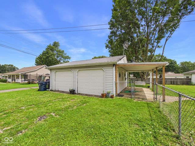 558 Central Avenue, Middletown, IN 47356