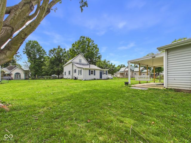 558 Central Avenue, Middletown, IN 47356