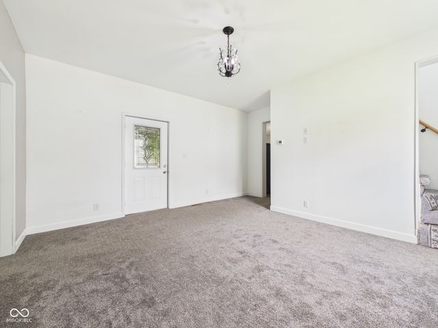 558 Central Avenue, Middletown, IN 47356