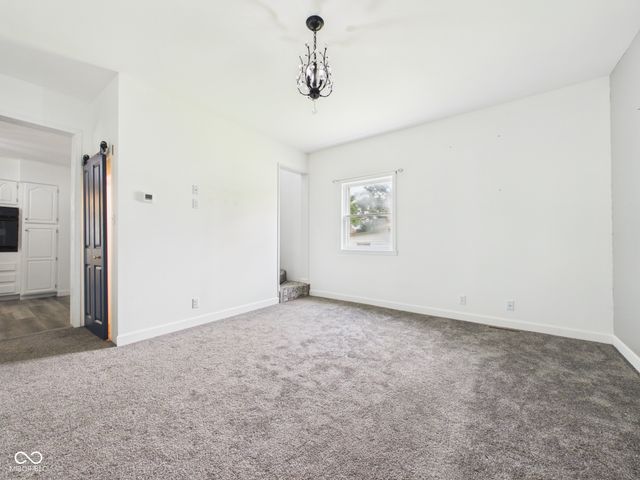 558 Central Avenue, Middletown, IN 47356