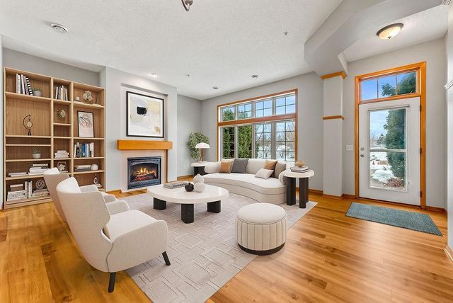 11780 Vermillion Street NE E, Blaine, MN 55449