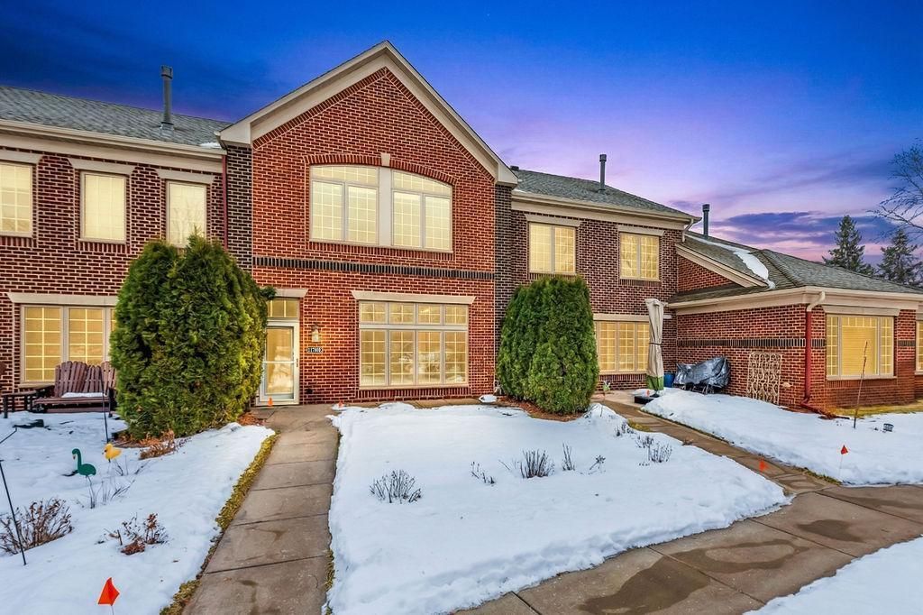 11780 Vermillion Street NE E, Blaine, MN 55449